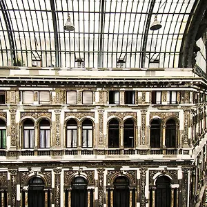 Domus Sibyllina, Galleria Umberto I Pensionat
